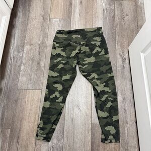 Lululemon Athletica Green Camo Leggings